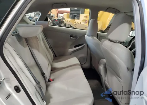 2012 Toyota Prius z USA, uszkodzony, nr VIN JTDKN3DU8C5519104